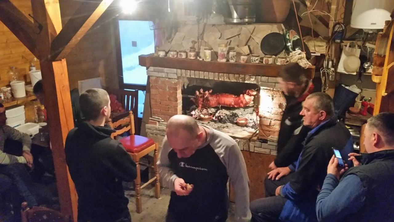 Kuca Za Odmor "Djurovic" Apartman Kopaonik Kültér fotó